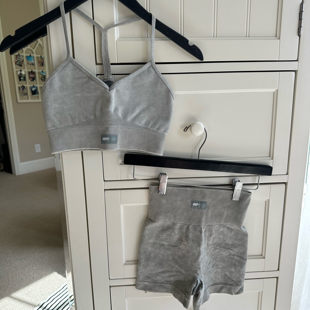 Bo+Tee Set shorts in Sage color